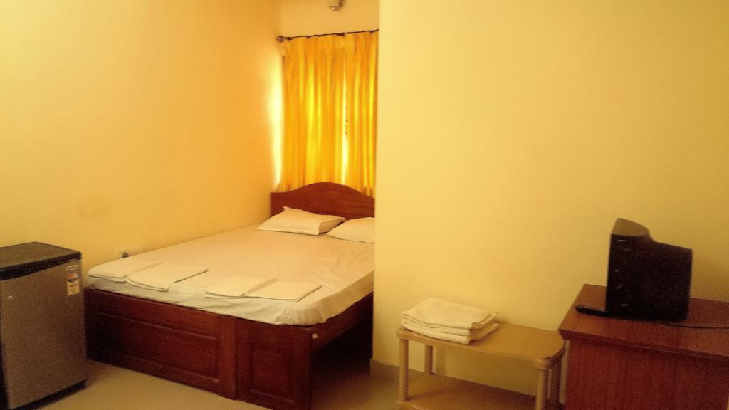 Saikunj Holiday Homes Candolim Rom bilde